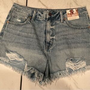 NWT Sincerely Jules Women's Light Blue Denim High Rise Shorts Size 11/30